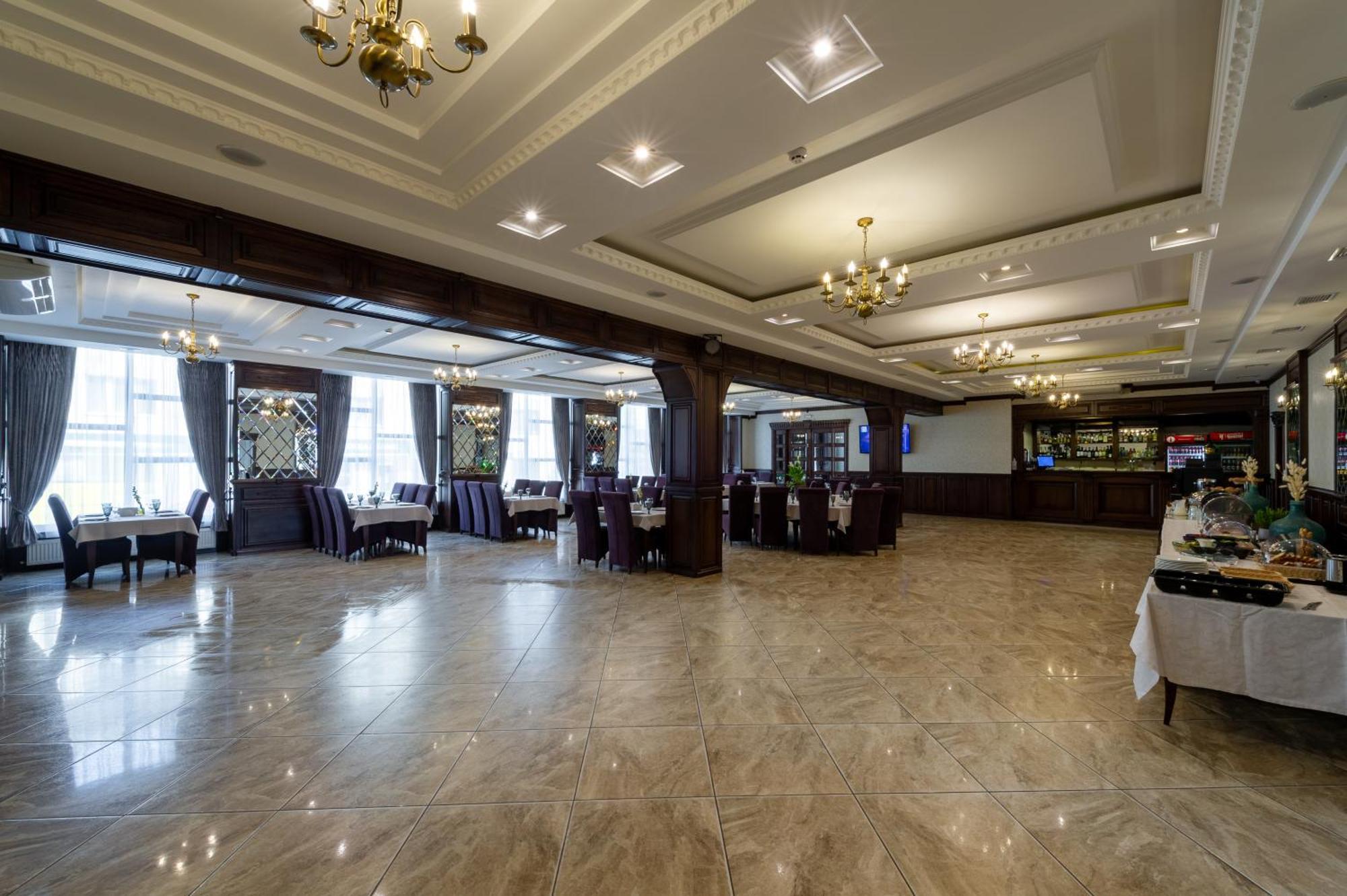 Avalon Palace Tarnopol Zewnętrze zdjęcie
