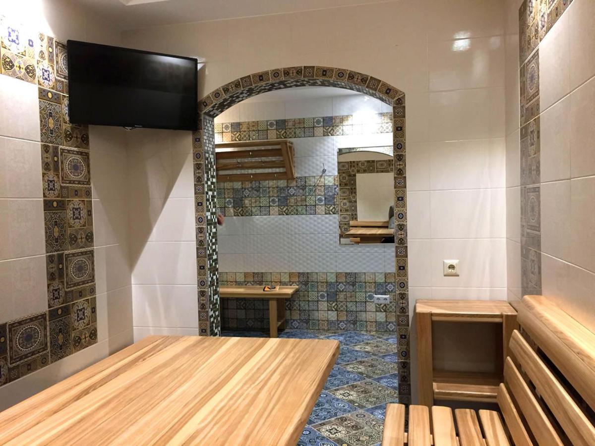 Avalon Palace Tarnopol Zewnętrze zdjęcie