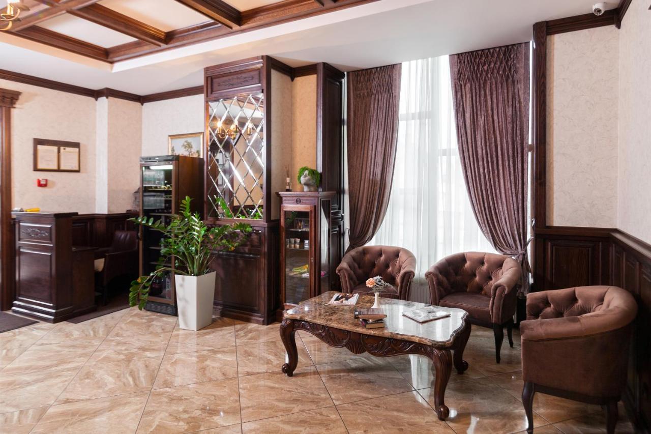 Avalon Palace Tarnopol Zewnętrze zdjęcie