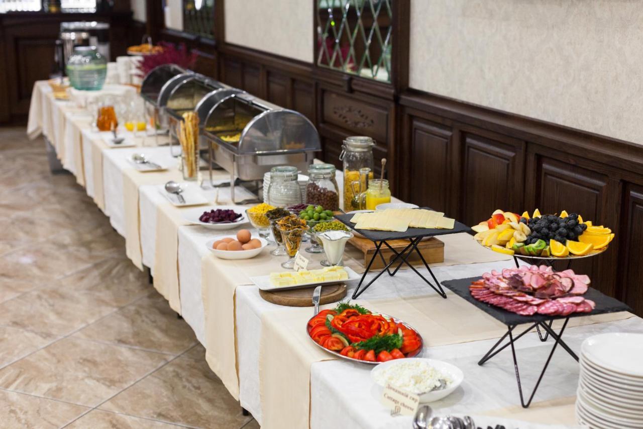 Avalon Palace Tarnopol Zewnętrze zdjęcie